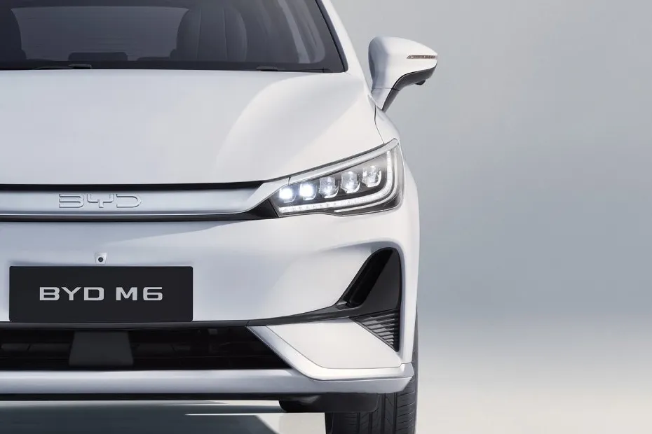 BYD M6 EKSTERIOR